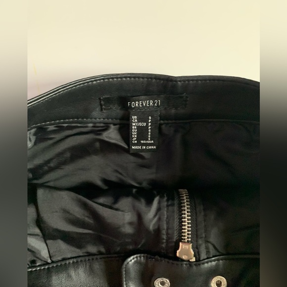 Forever 21 Skirt - Picture 4 of 4